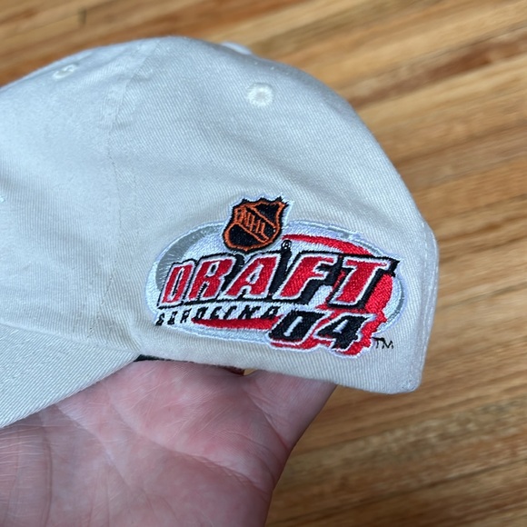 Vintage Carolina Hurricanes Hat / 2004 NHL Draft - Picture 3 of 7